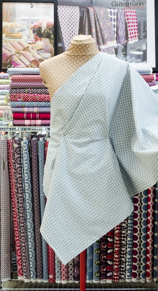 Ткань Gütermann Fenton House (голубой в белые ромбики) - №2