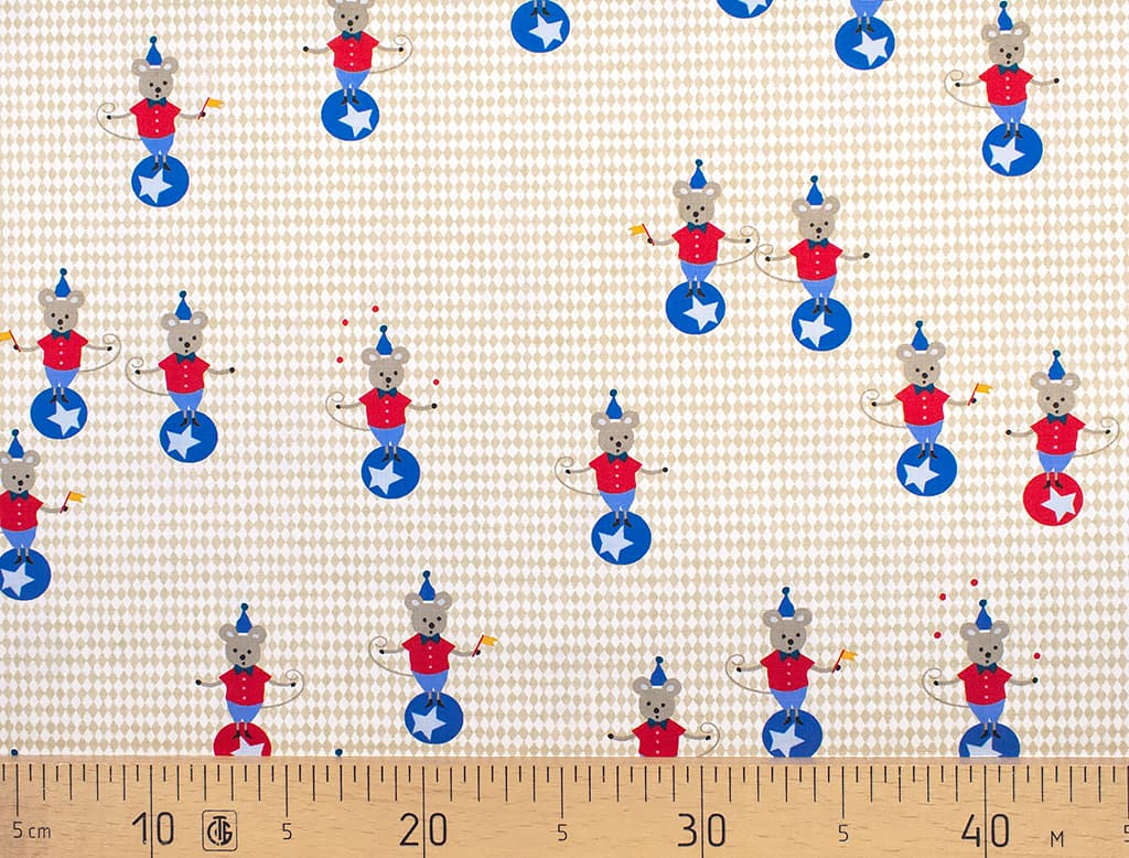 Ткань Gütermann Circus (мышонок на шаре на бежевом)