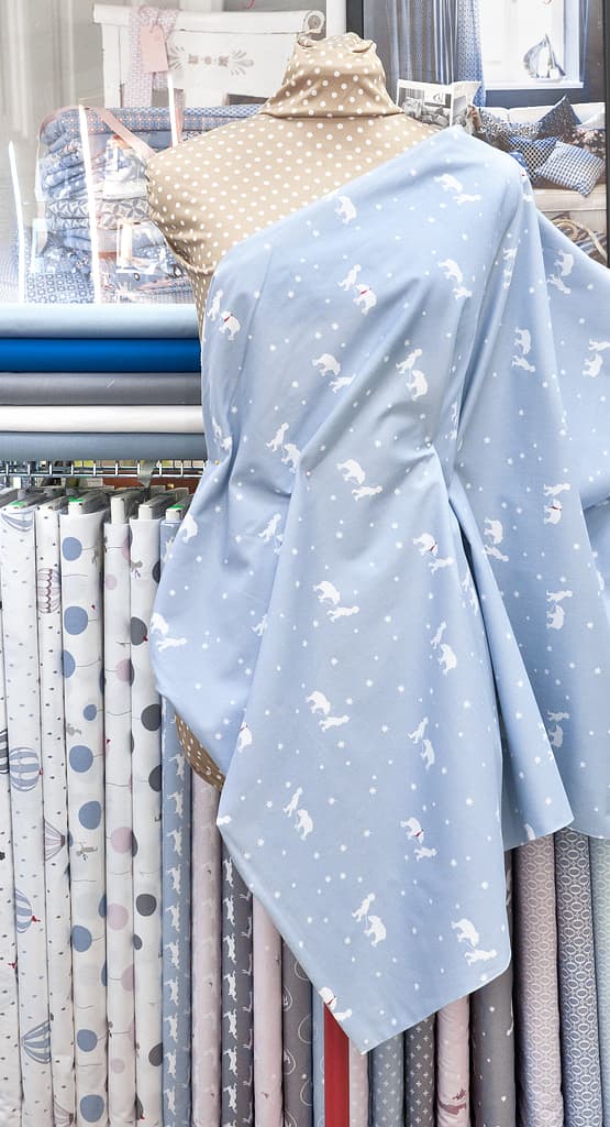 Ткань Gütermann Little Friends (голубой/мальчик с медвежонком) - №2