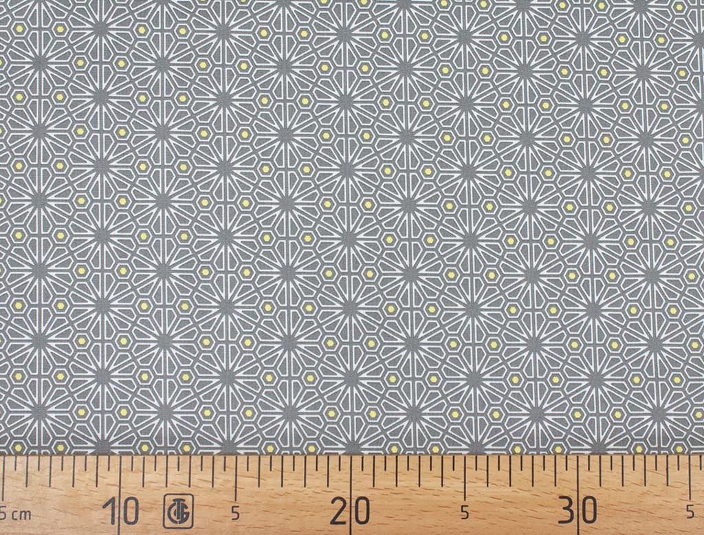 Ткань Gütermann Natural Beauty (геометрический узор на сером)