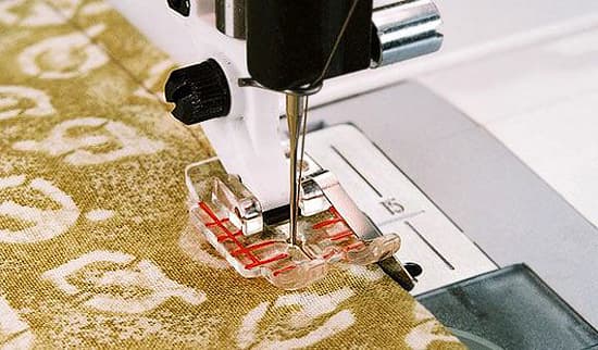 Лапка прозрачная для квилтинга 1/4 (6мм) с направителем