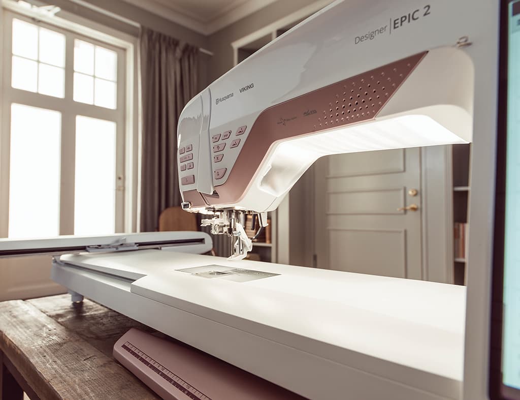 Швейно-вышивальная машина Husqvarna Designer Epic 2 - №4