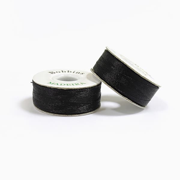 Нитки Madeira Bobbins №150 (120м на шпуле) 1 шт (кор.144) черные