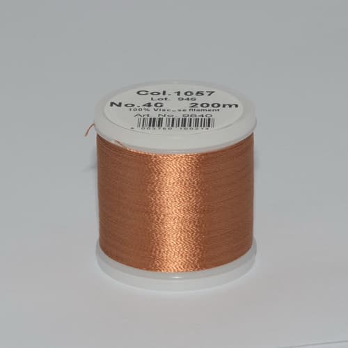 Madeira Rayon №40 200м цвет 1057