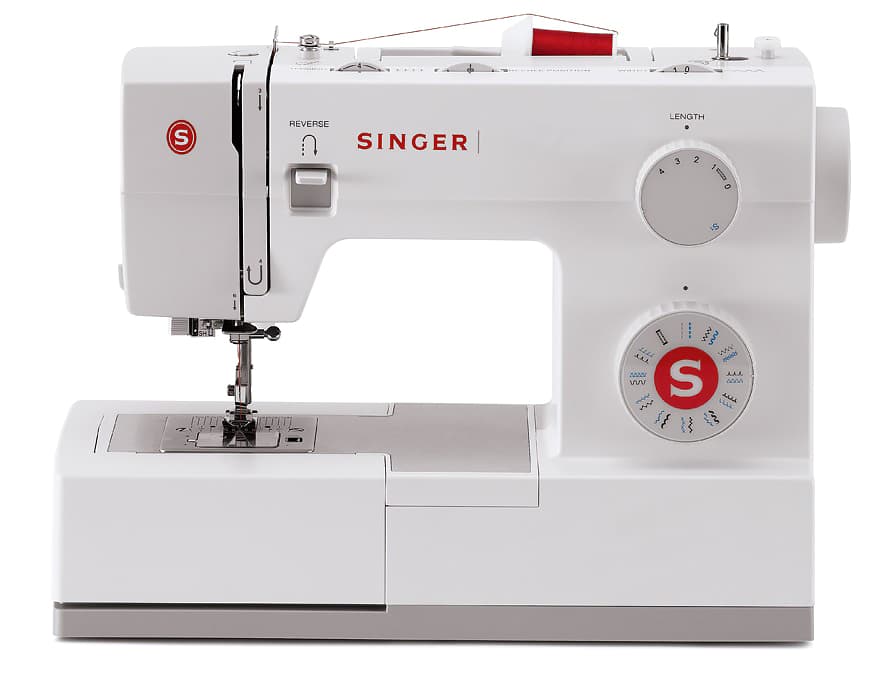 Электромеханическая швейная машина Singer Supera 5523