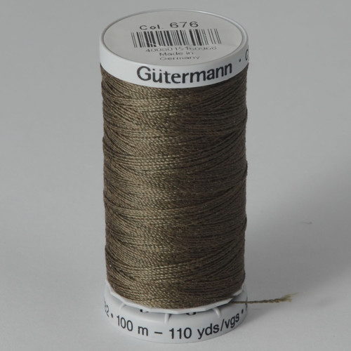 Gütermann Super Strong №40 100м цвет 676 