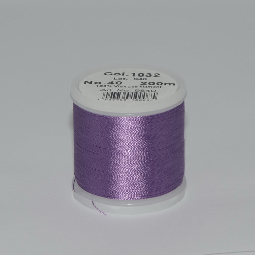 Madeira Rayon №40 200м цвет 1032 