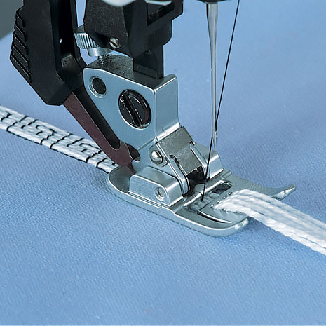 Лапка с 9 отверстиями для пришивания шнуров IDT 